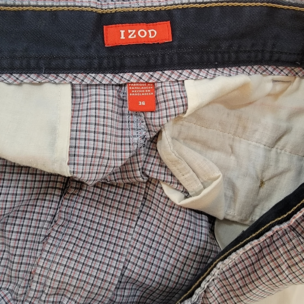 Mens size 36 Izod Blue Red Grey White Plaid Chino Short - Picture 5 of 5